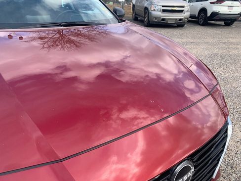 Used 2024 Nissan Altima 2.5 SV image 4