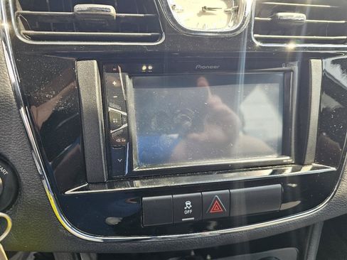 Used 2013 Chrysler 200 Touring w/ S Exterior Appearance Pkg FWD image 25