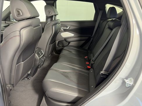 Used 2025 Acura RDX A-Spec image 7