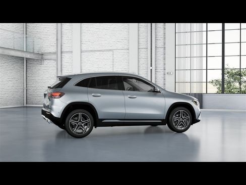 Certified 2026 Mercedes-Benz GLA 250 4MATIC image 13