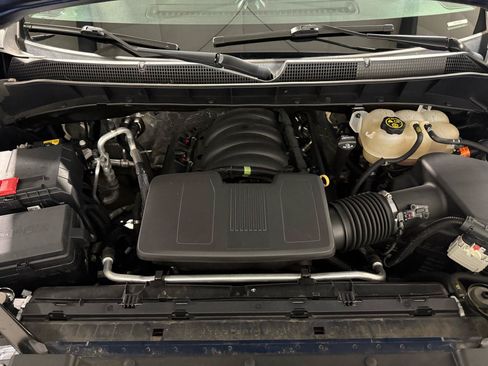 Used 2021 Chevrolet Silverado 1500 Custom AWD/4WD image 37