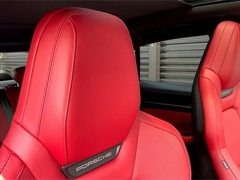 New 2025 Porsche Macan 4S Electric image 8