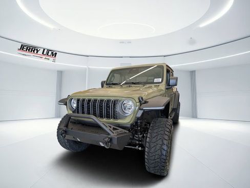 New 2026 Jeep Gladiator Sport AWD/4WD image 6