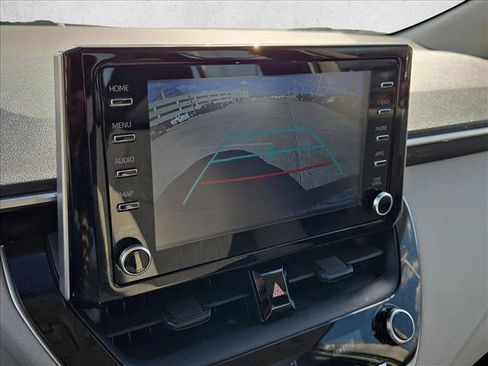 Used 2020 Toyota Corolla LE image 13