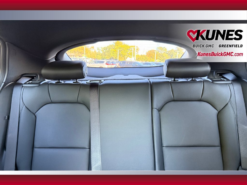 New 2026 Buick Envista Sport Touring w/ Convenience I Package FWD image 31