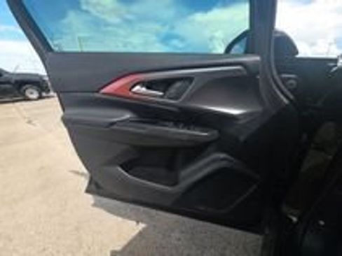 Used 2024 Chevrolet Equinox EV RS FWD image 17