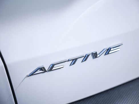 Used 2024 Ford Escape Active w/ Tech Pack #1 image 9