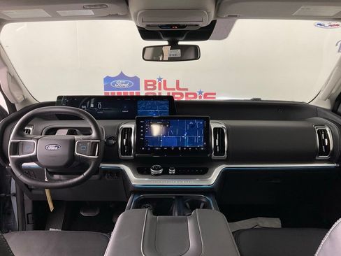New 2027 Ford Expedition Platinum w/ Driver's Package AWD/4WD image 20