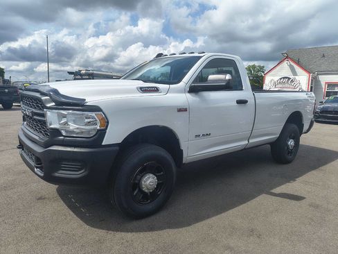 Used 2019 RAM 2500 Tradesman image 1