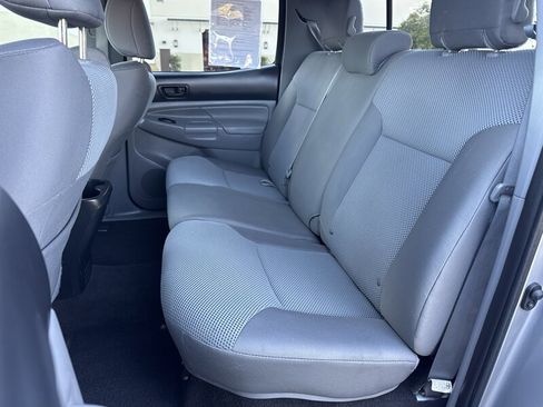 Used 2014 Toyota Tacoma PreRunner w/ TRD Off-Road Package image 15