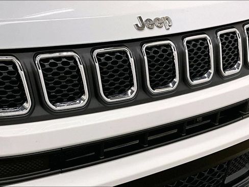 Used 2023 Jeep Compass Sport AWD/4WD image 32