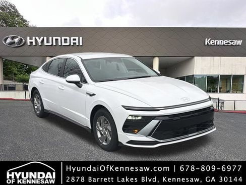 New 2026 Hyundai Sonata SE image 1
