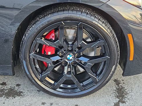 Used 2025 BMW 330i xDrive Sedan w/ M Sport Package image 8