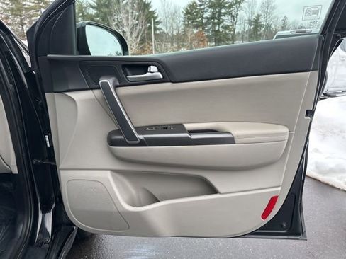 Used 2022 Kia Sportage Nightfall Edition image 11