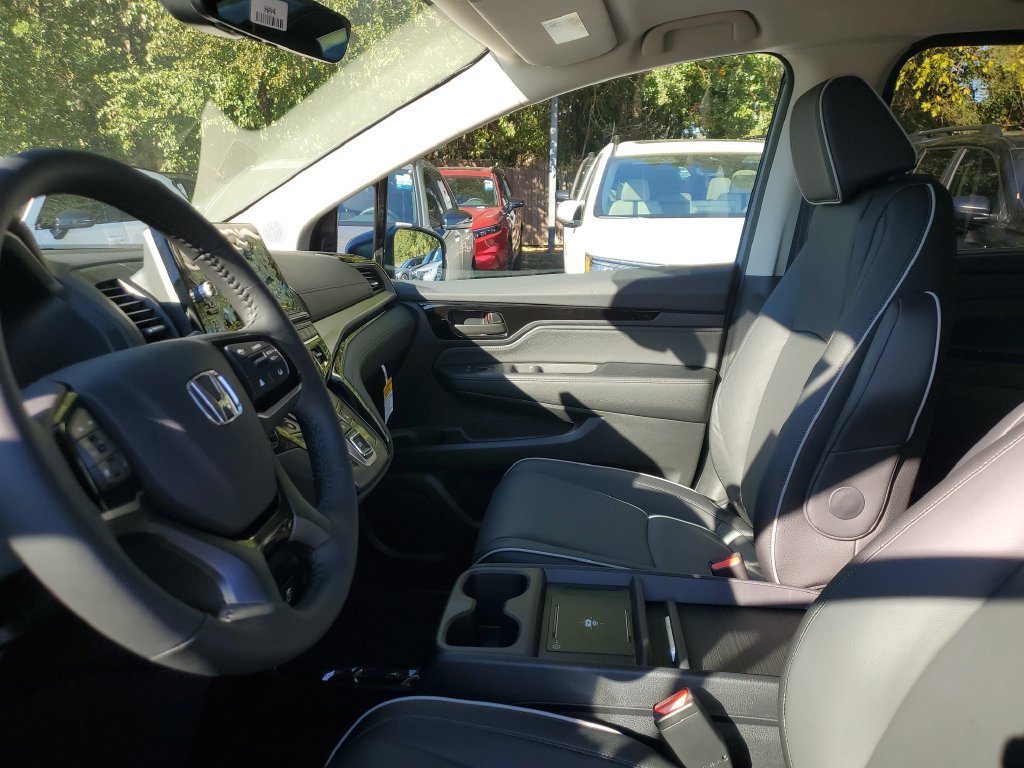 New 2027 Honda Odyssey Touring image 14
