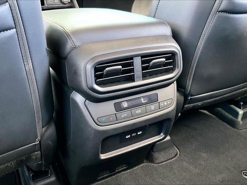 Used 2024 Honda Pilot EX-L image 33