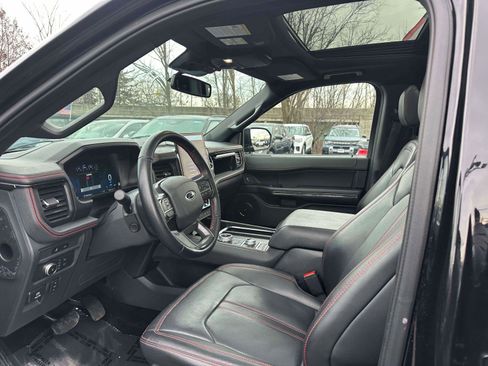 Used 2022 Ford Expedition Max Limited image 14