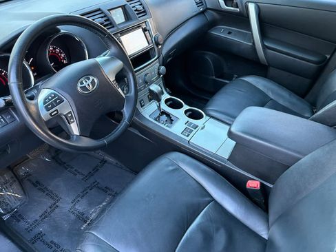 Used 2013 Toyota Highlander SE image 13