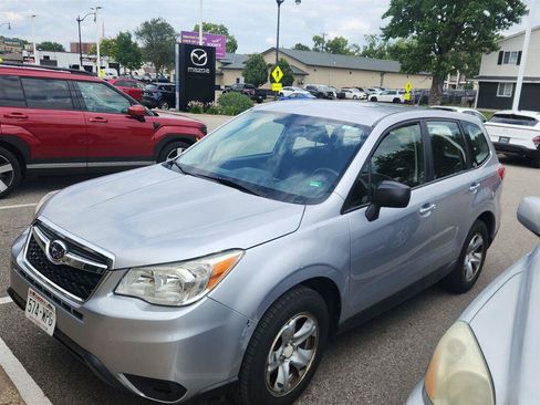 Used 2014 Subaru Forester 2.5i AWD/4WD image 9
