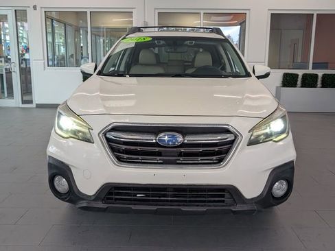 Used 2018 Subaru Outback 2.5i Limited image 2
