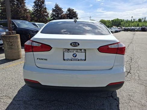 Used 2016 Kia Forte LX FWD image 5