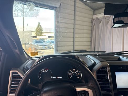 Used 2015 Ford F150 Lariat w/ Equipment Group 502A Luxury image 24