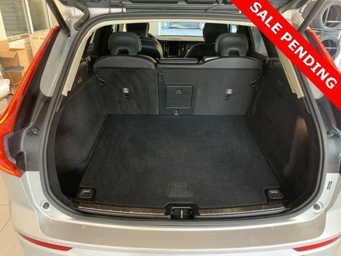 Certified 2025 Volvo XC60 B5 Plus image 7