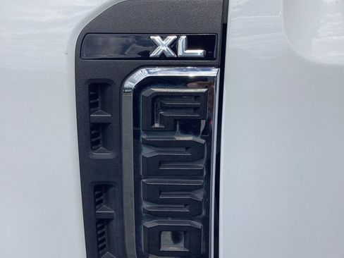 Used 2023 Ford F250 XL w/ Snow Plow Prep Package AWD/4WD image 24