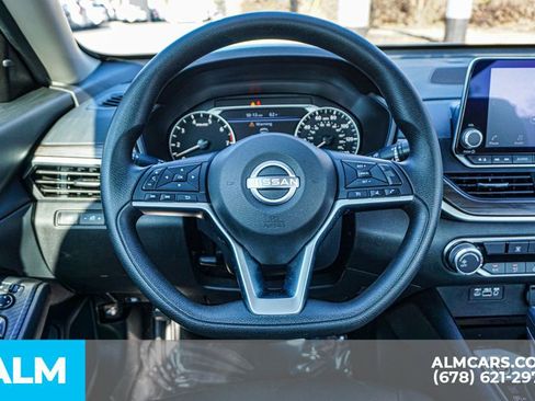Used 2024 Nissan Altima 2.5 SV image 24