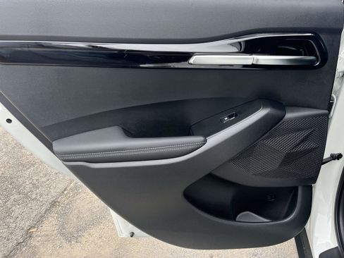 New 2026 Kia Seltos EX FWD image 19