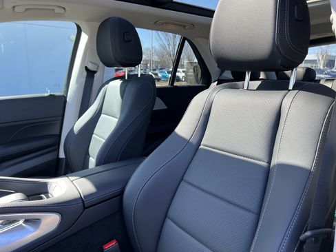 Used 2025 Mercedes-Benz GLE 350 4MATIC image 16