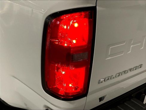 Used 2022 Chevrolet Colorado LT w/ Fleet Safety Package RWD image 23