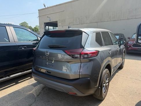 Used 2023 Nissan Rogue S AWD/4WD image 4