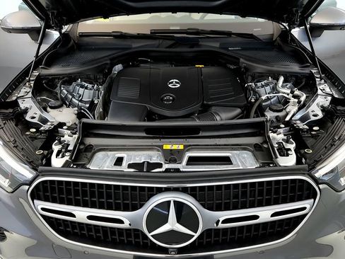 Used 2023 Mercedes-Benz GLC 300 4MATIC image 15