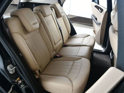 Used 2019 Mercedes-Benz GLE 400 4MATIC image 39