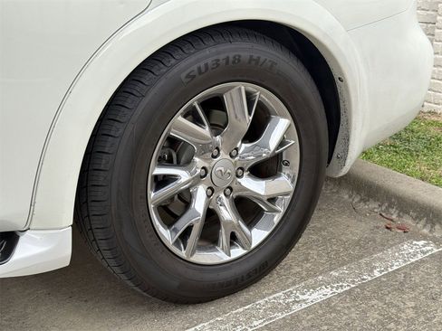 Used 2014 INFINITI QX80 Base w/ Theater Package image 5