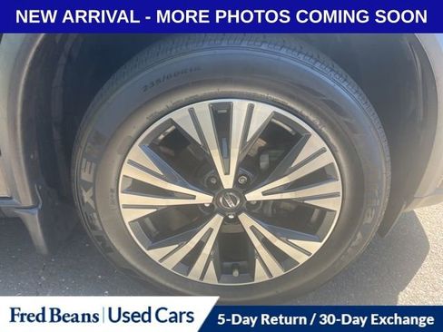 Used 2021 Nissan Rogue SV AWD/4WD image 15