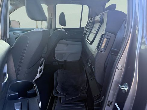 Used 2017 Honda Ridgeline RTS image 28