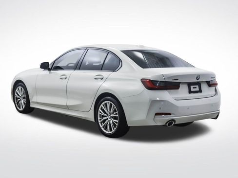Used 2023 BMW 330i xDrive Sedan w/ Convenience Package AWD/4WD image 3