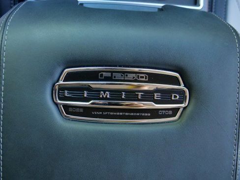 Used 2022 Ford F250 Limited image 30