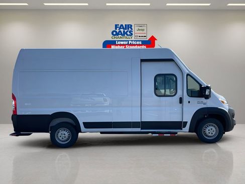 New 2024 RAM ProMaster 3500 w/ Delivery Van Package image 5