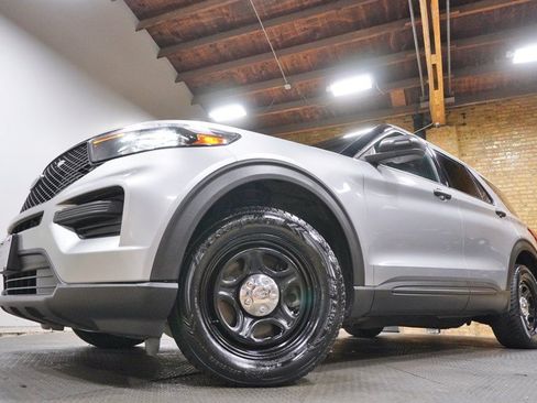 Used 2020 Ford Explorer 4WD Police Interceptor w/ Interior Upgrade Package image 3