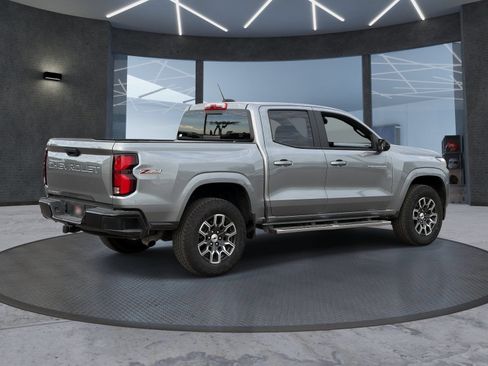 Used 2026 Chevrolet Colorado Z71 w/ Z71 Convenience Package 2 AWD/4WD image 6
