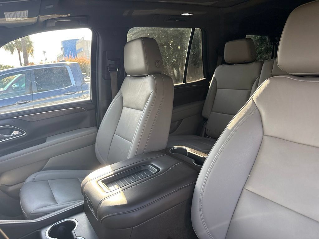 Used 2022 Chevrolet Tahoe LT w/ LT Signature Plus Package RWD image 24