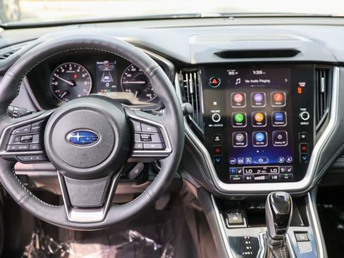 Certified 2025 Subaru Outback Touring AWD/4WD image 8