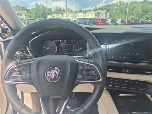 Certified 2023 Buick Envision Avenir AWD/4WD image 11
