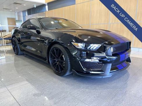 Used 2016 Ford Mustang Shelby GT350 w/ Track Package RWD image 5