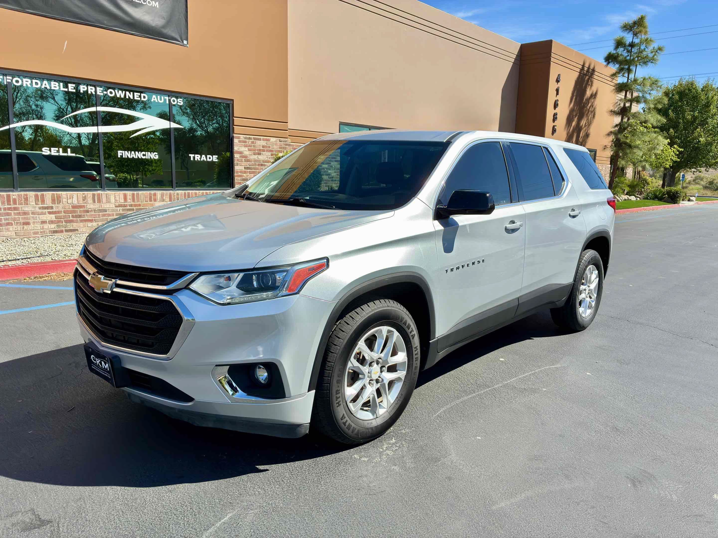 Used 2019 Chevrolet Traverse LS FWD image 4