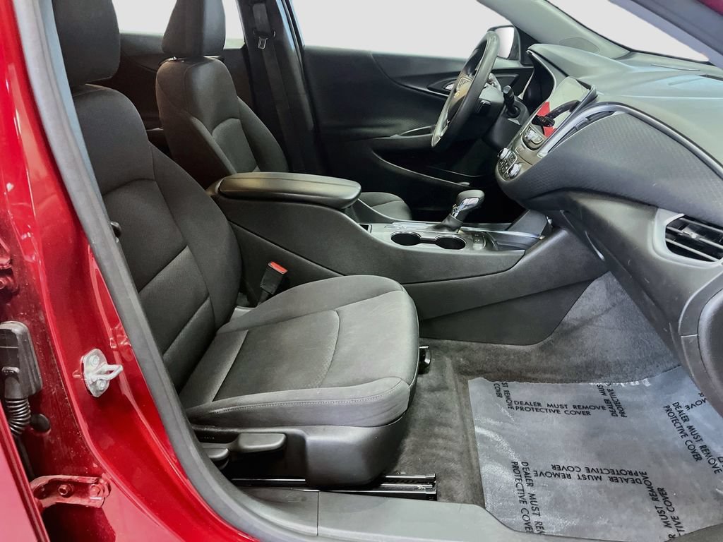Used 2024 Chevrolet Malibu LT w/ LPO, Floor Liner Package FWD image 27