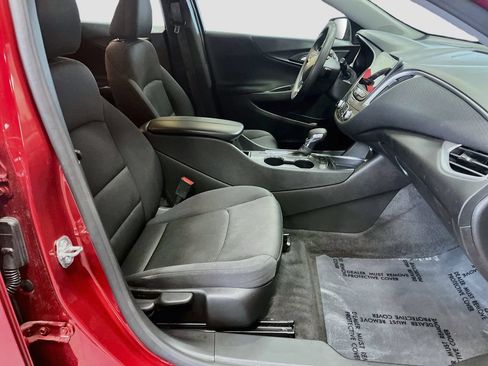 Used 2024 Chevrolet Malibu LT w/ LPO, Floor Liner Package FWD image 27